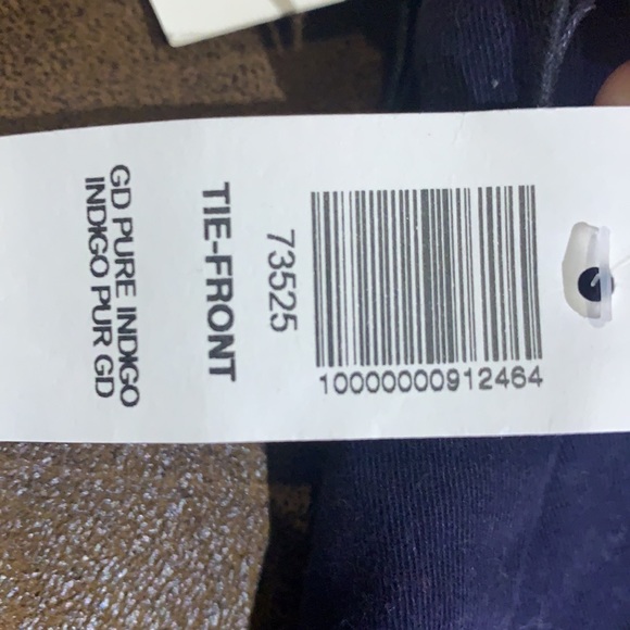 Aritzia Skirt - Picture 5 of 6